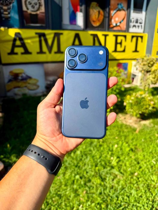 iPhone 17 Pro Max / 256GB / Deep Blue - NOU