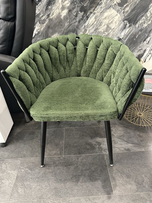 Комплект 2бр столове+маса