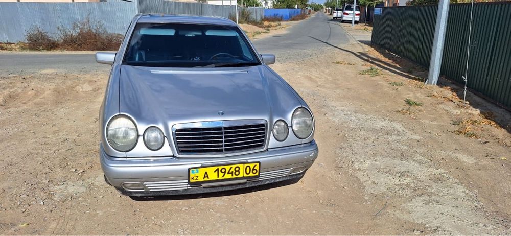 Мерседес Бенз 320