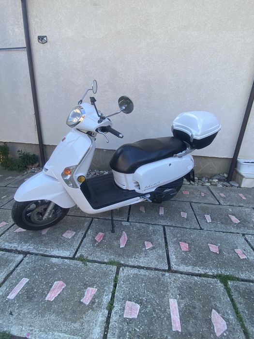Vând scuter Peugeot/Kymco/Sym/Generic/CPI 49cc-125cc