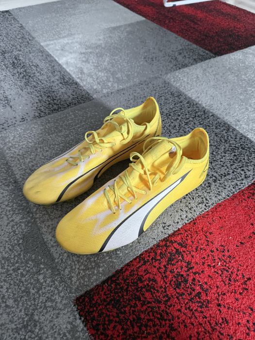 Vand ghete de fotbal Puma Ultra