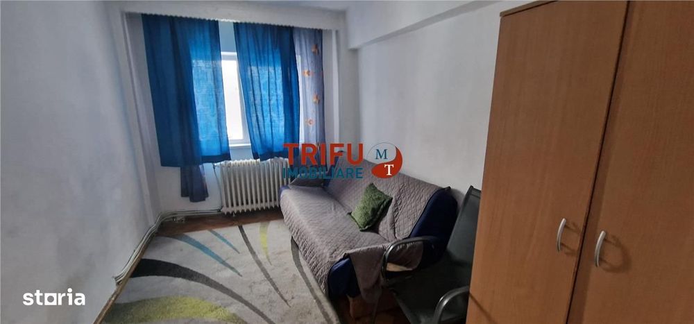 Apartament 3 camere inchiriat zona  Liceul Sportiv