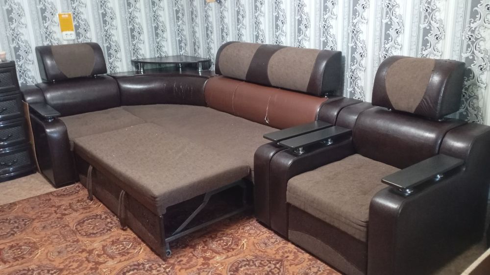 Продам угловой диван