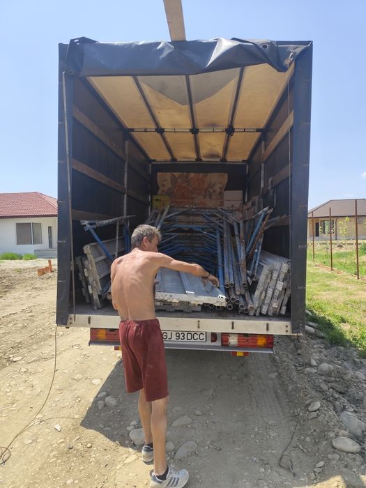 Transport marfa, mutari, inchirieri platforme și remorci