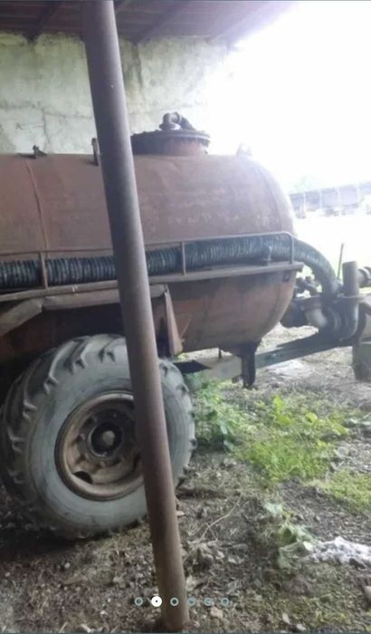 Vând vidanja românească de 5 tone în perfectă stare de funcționare