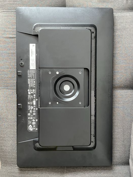 Монитор HP EliteDisplay E231