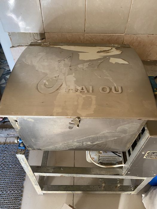 Продам тестомес пользовались 3 месяца