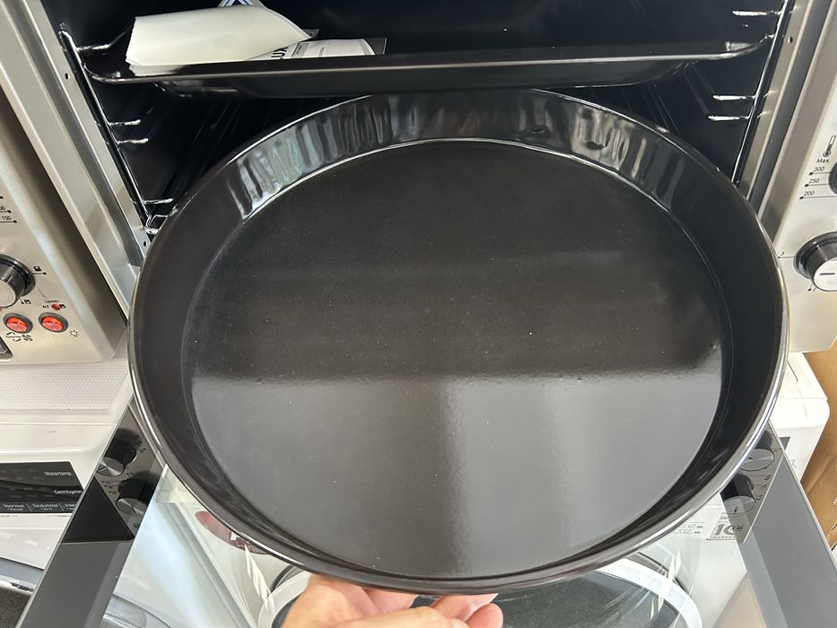 Фурна с котлони Готварска печка -тип раховец 60 л. + подарък 2 тави