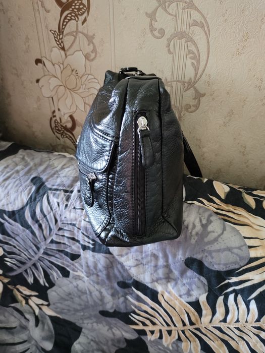 Продам новую женскую сумку