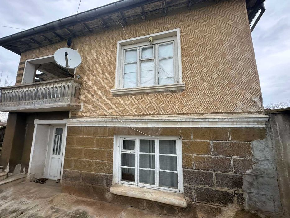 Продава се Къща в с. Гранит, Област Стара Загора - 160 кв.м за 121 €/кв.м - Снимка #1