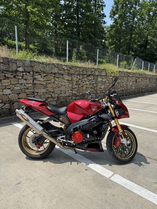 Aprilia Tuono RSV 1000R