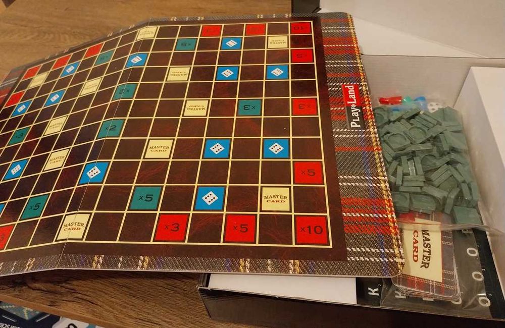 Продавам настолни игри