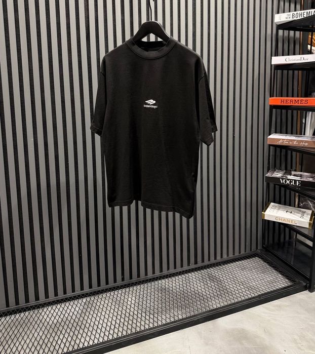 Мъжки тениски различни модели