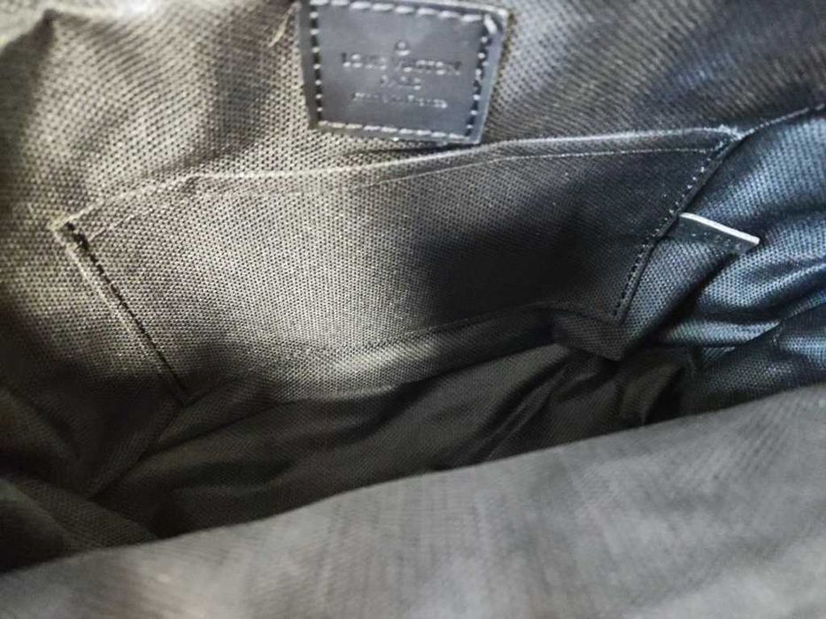 Louis Vuitton Geantă pentru bărbați piele 87-88