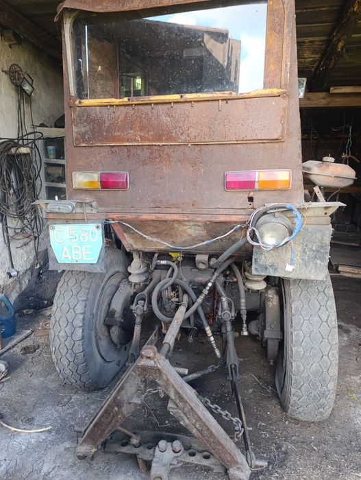 Продается дом и трактор с телегой