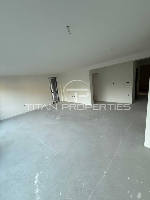 Продава се Многостаен апартамент в Асеновград - 160 кв.м за 1532 €/кв.м - Снимка #1