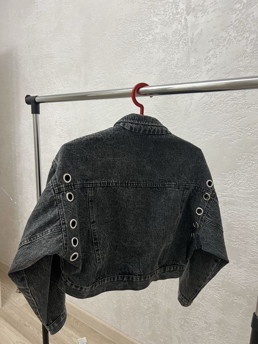 Продам укороченную джинсовку