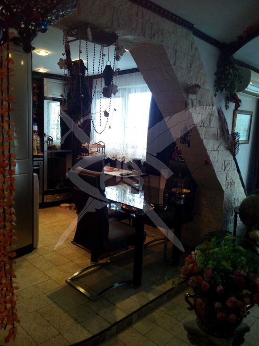 Тристаен апартамент в района на ВИНС - 109230