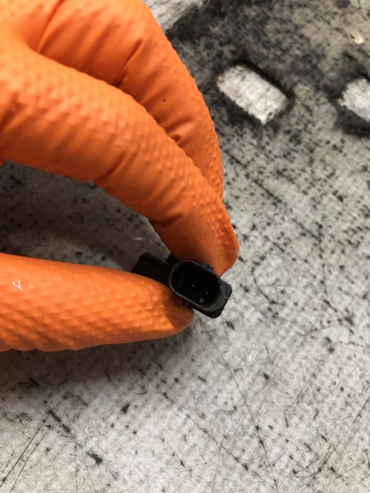 senzor impact volkswagen passat b8 2016