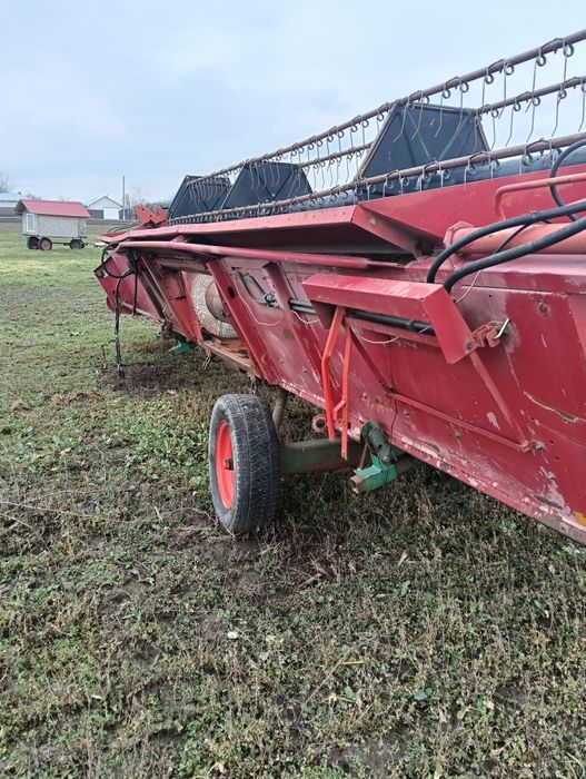 Vând heder păioase CASE1030