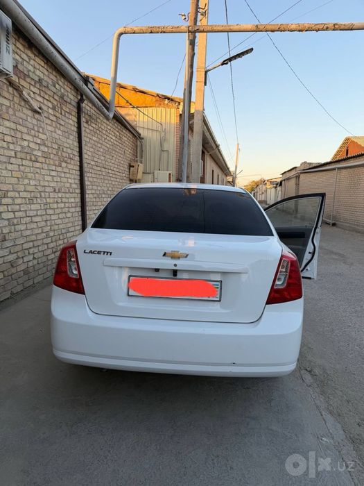 Lacetti Gentra sotiladi