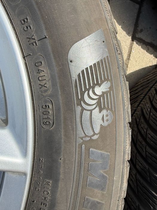 Anvelope 235 60 18 Michelin