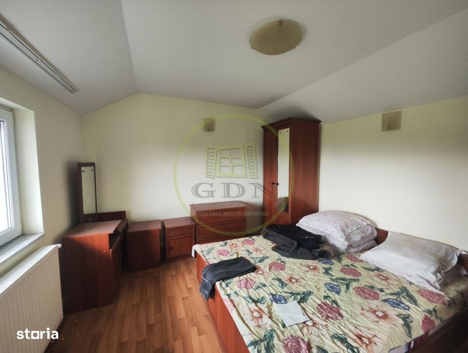 Casa 3 camere, teren 1309 mp, Loc. Pielesti.