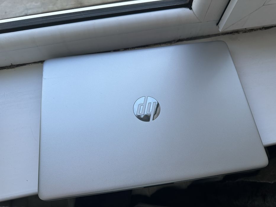 Ноутбук HP в хорошем состоянии