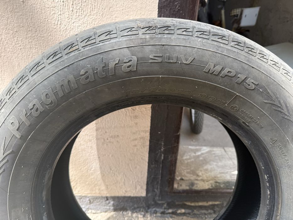 Шина на запаску бу максис maxxis