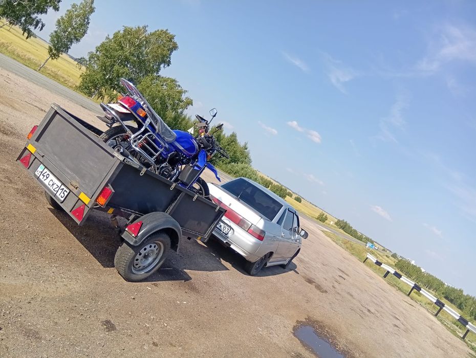 Продам прицеп новый