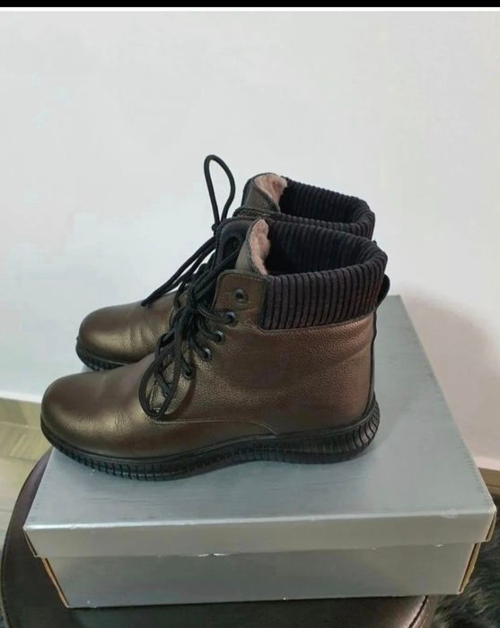 Ghete dama piele naturala box, îmblănite, talpa antiderapanta