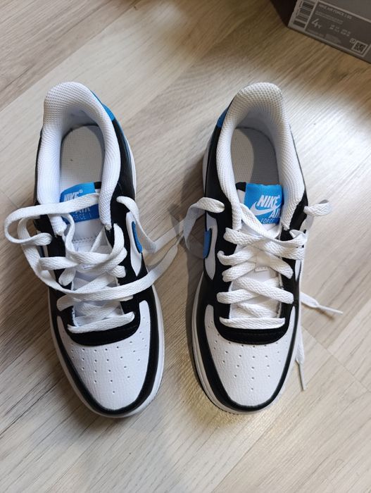 Обувки Найк √ 36,Чисто нови-необувани! Nike air force 1 gs black/ blue