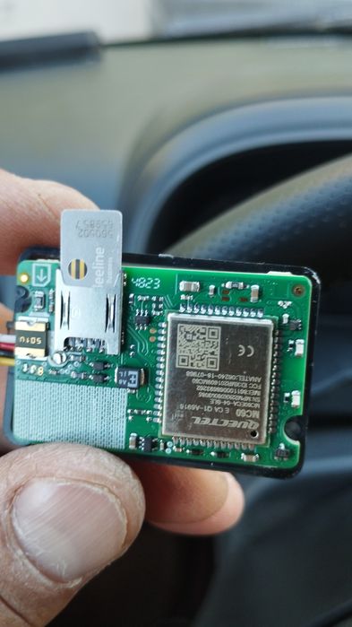 Продам кнопку глонас и GPS трекер
