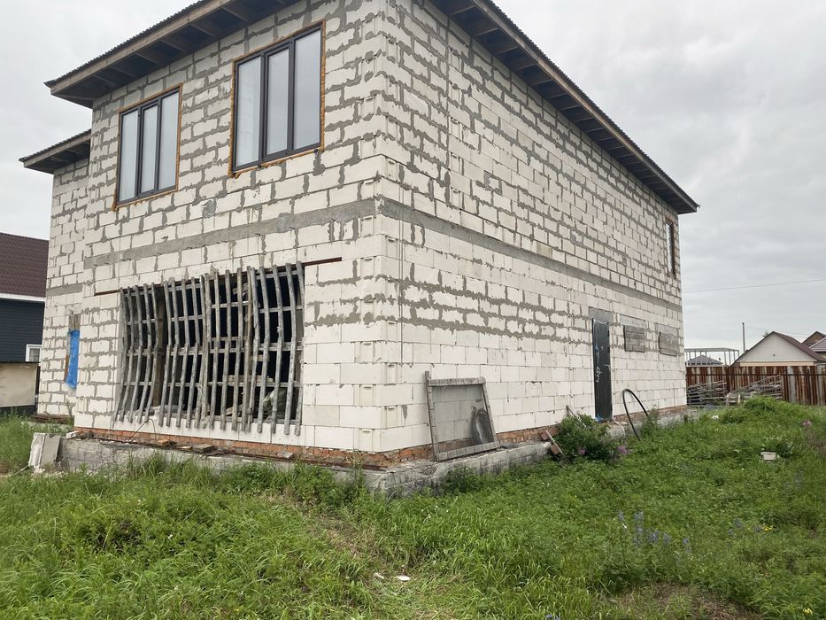 Продам недостроенный дом