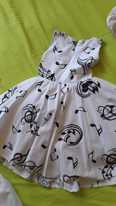 Детска рокля р-р 128