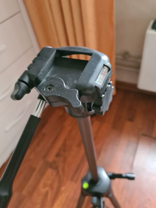 Штатив Continent A3