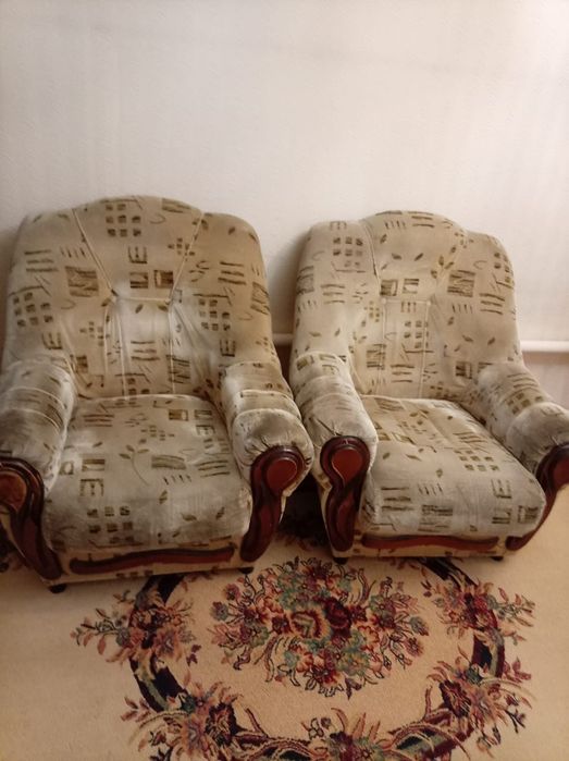 Продам кресло 2 шт