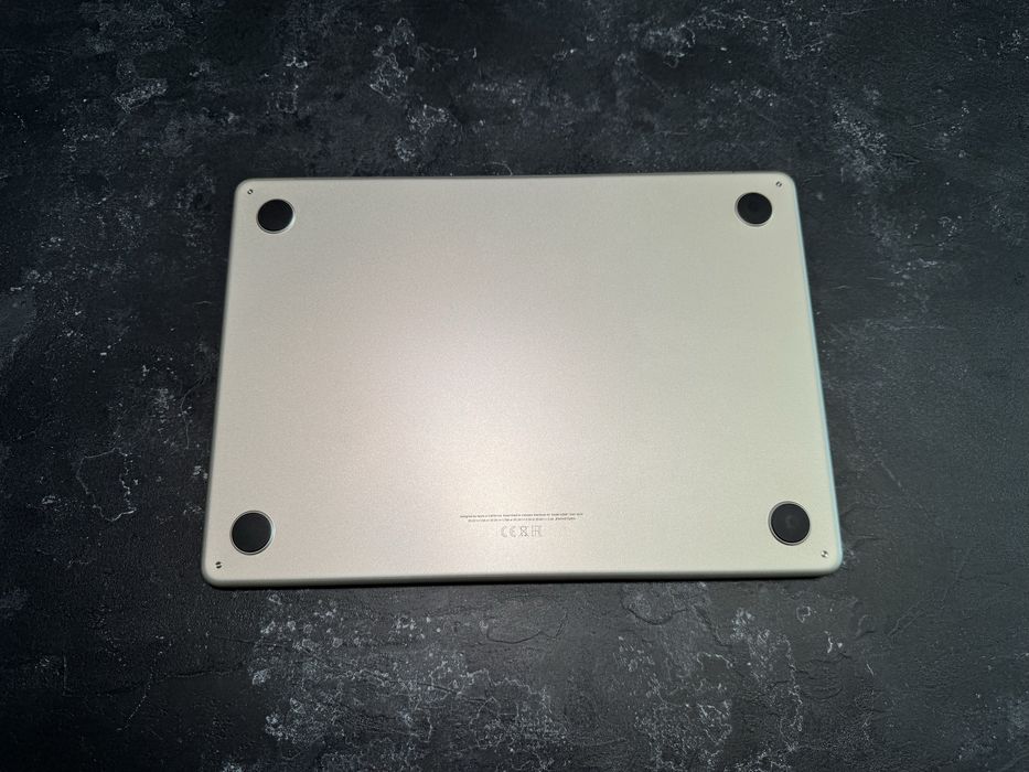 Apple MacBook Air M2