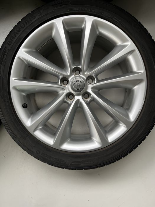 Джанти 18 цола 5х105 за Опел с летни гуми 225/45/18