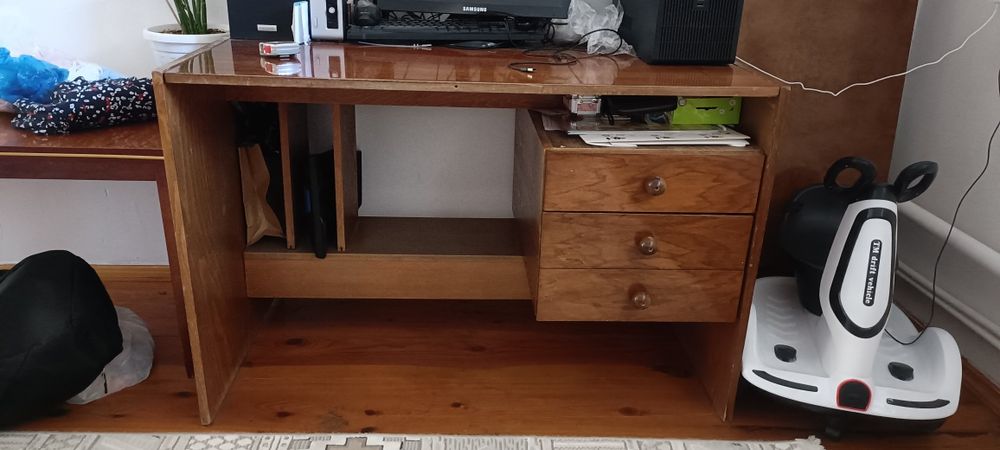 Компьютерный стол