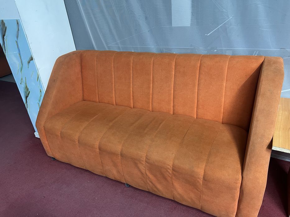 Диван оранжевый 3 штуки