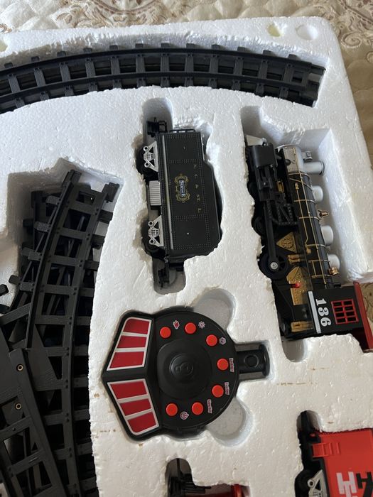 Паравоз игрушка