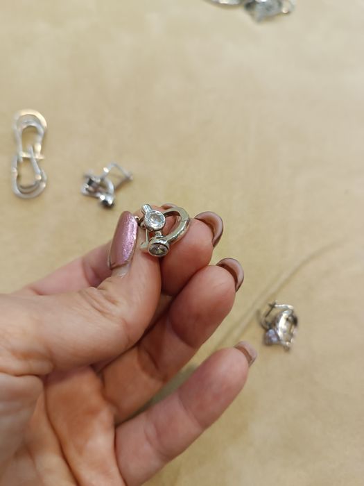 Сребърни обеци различни модели