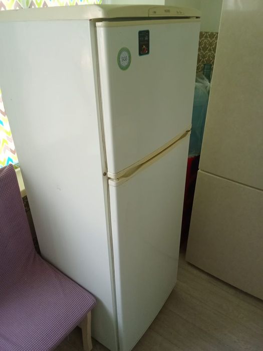Холодильник сатылады