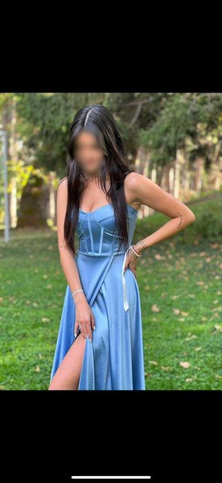 Официална рокля .