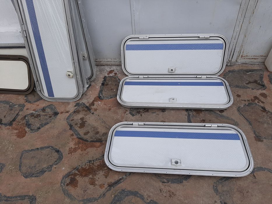 Usi vizitare rulota-camper