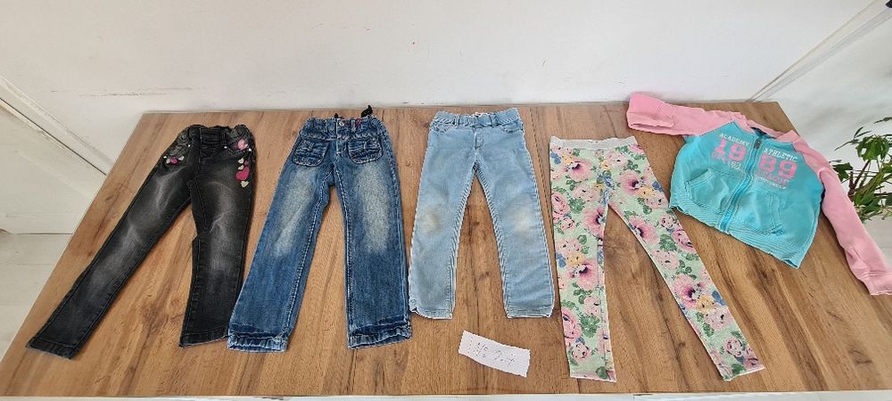 Лот момиче 5 години - 11 части