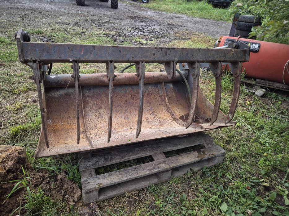 Cupa crocodil tractor