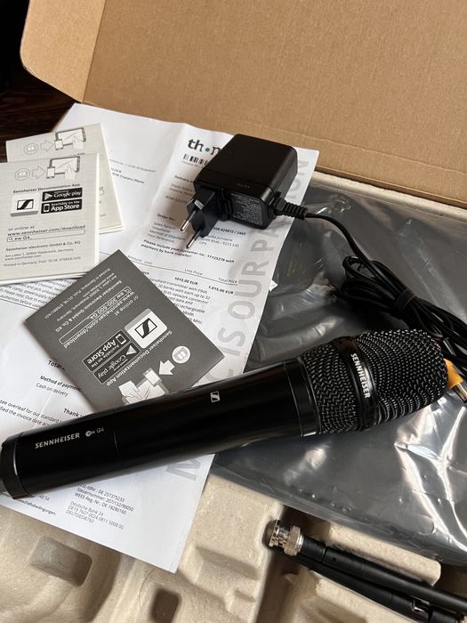 Microfon Sennheiser ew500 g4 945 Wireless la cutie