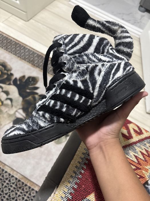 Adidas jeremy scott zebra